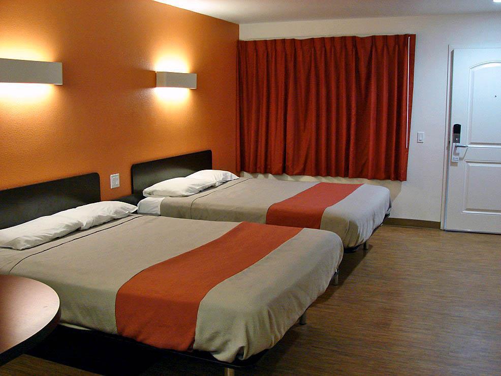 Motel 6 בל גארדנס חדר תמונה