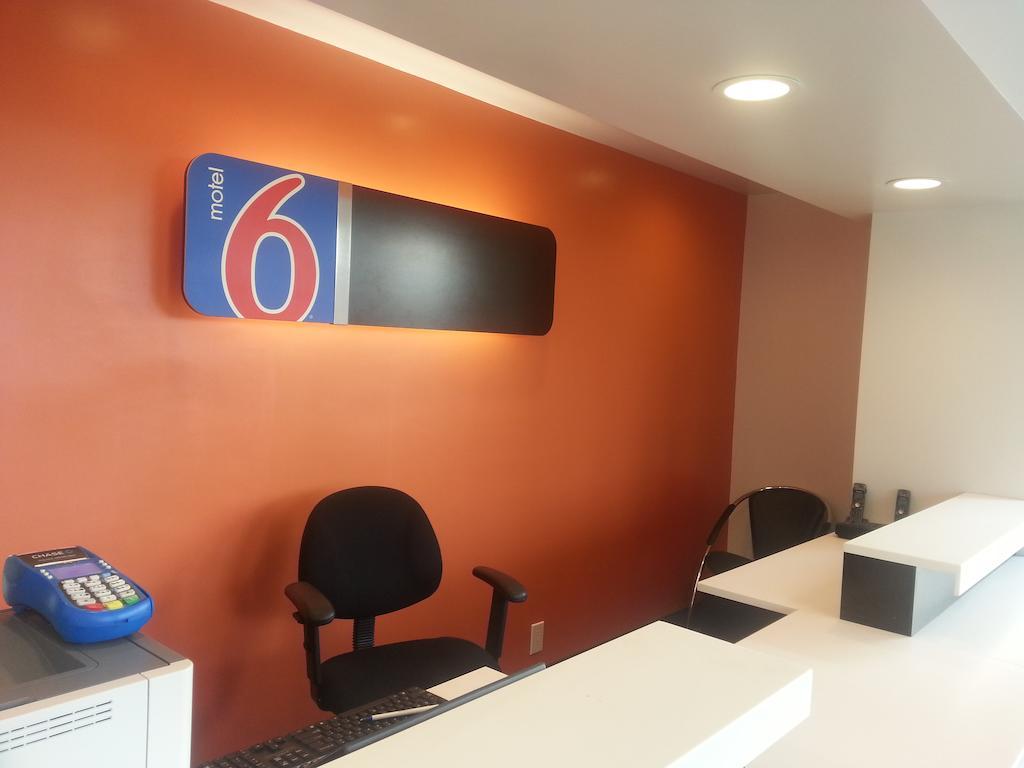 Motel 6 בל גארדנס מראה חיצוני תמונה